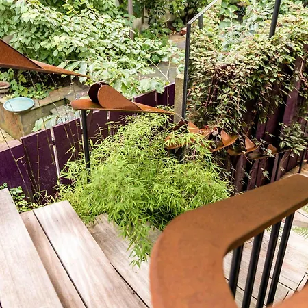 Amsterdam's Welvaren Homestay Amsterdam